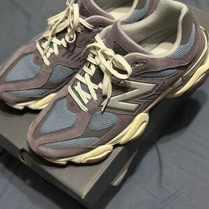 New Balance 9060 Men's Gray and Purple